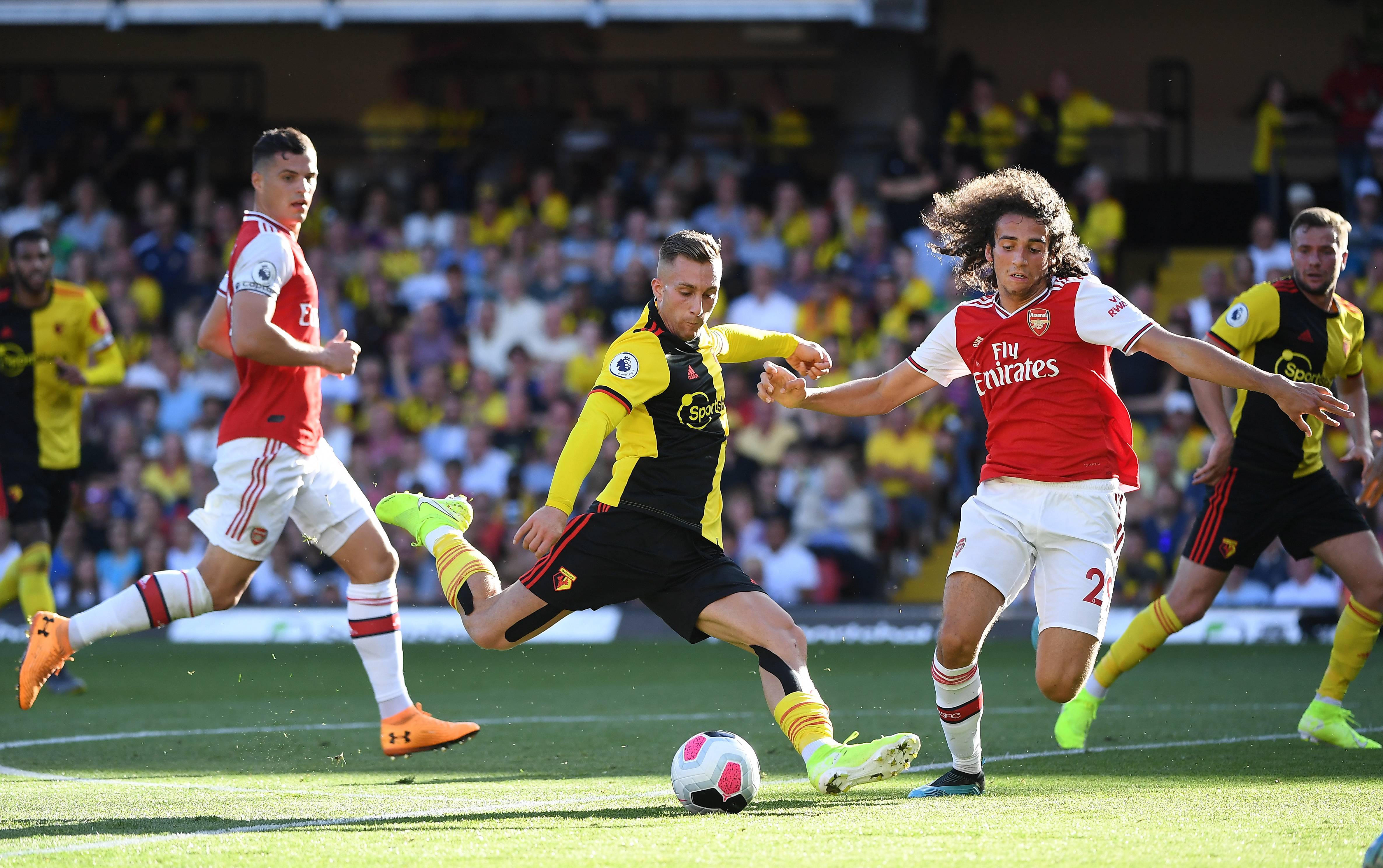 关于埃弗顿主场不敌沃特福德,保级形势严峻的信息 关于埃弗顿主场不敌沃特福德,保级形势严峻的信息