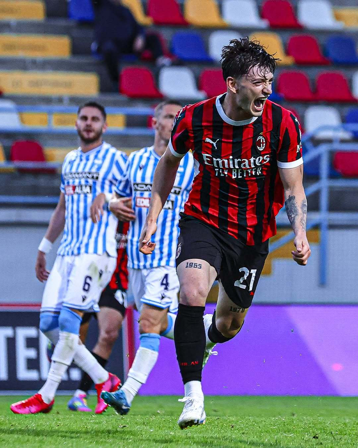 雷速官网-斯帕尔主场不敌AC米兰，遗憾告负的简单介绍