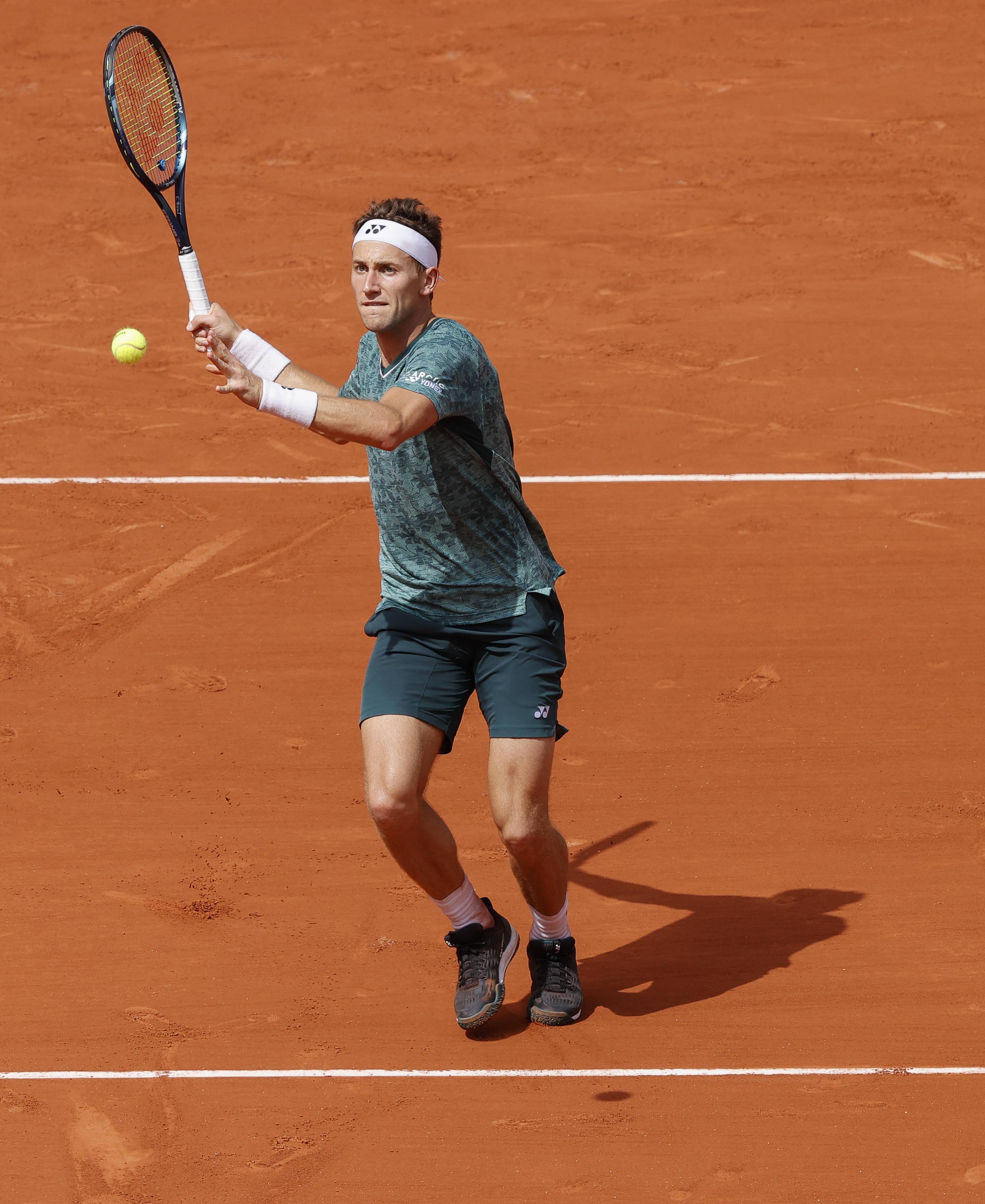 包含法网轻取拉沃尔杯，纳达尔高光表现的词条