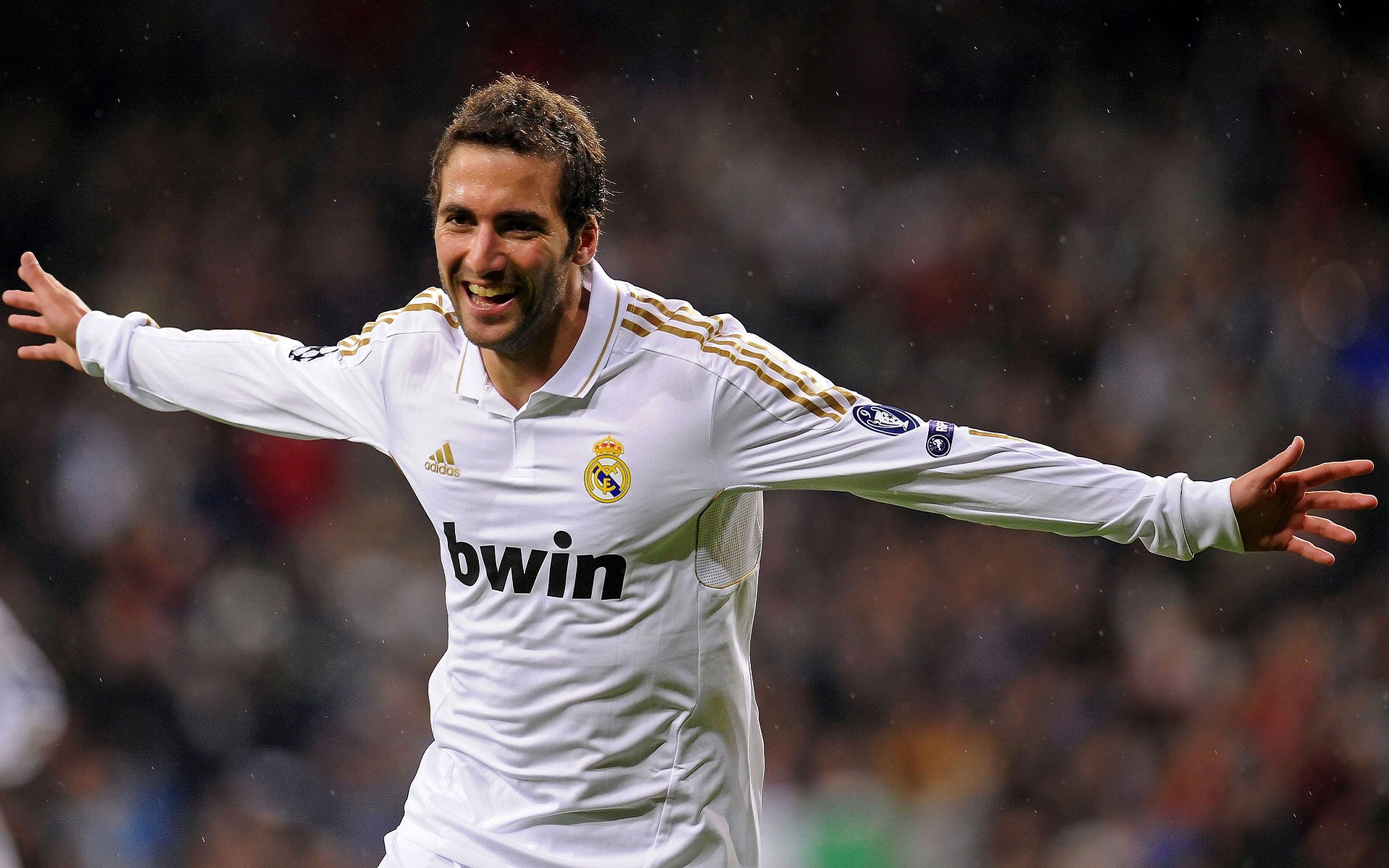 西亚卡姆统治世界杯之夜,美加墨三国见证历史性表演