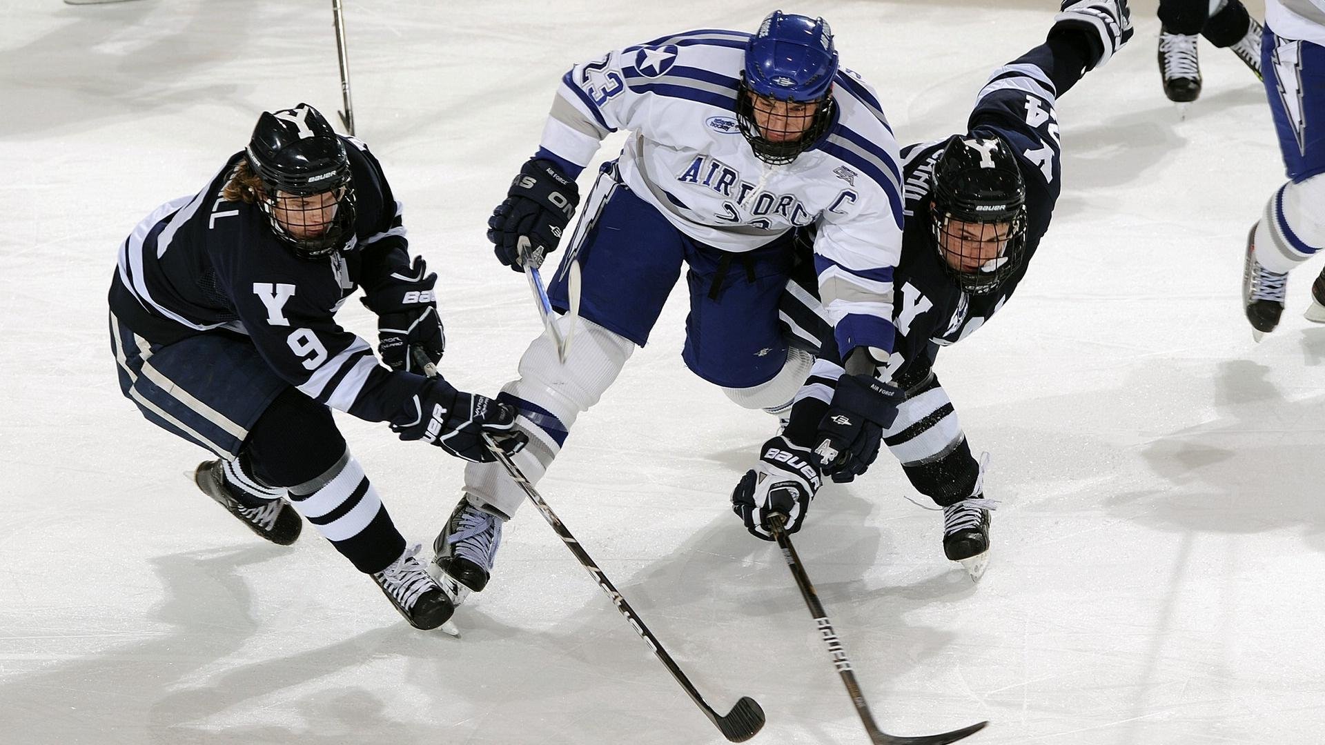 骑士斩落火箭,保罗成为关键先生,一场定义赛季的经典之战