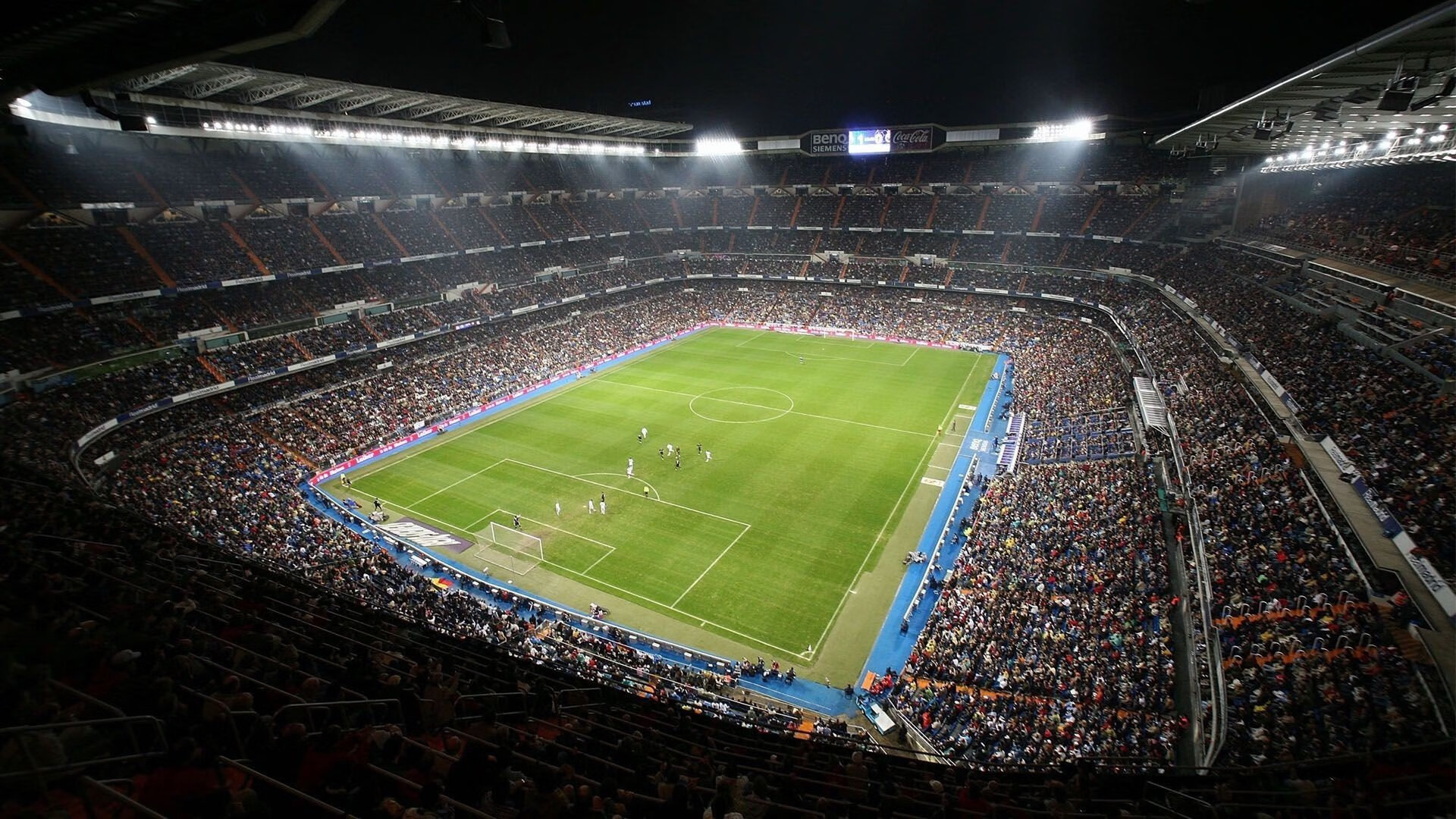 一剑封喉,布克死神时刻锁定胜局,雄鹿巅峰血战笑傲活塞之巅